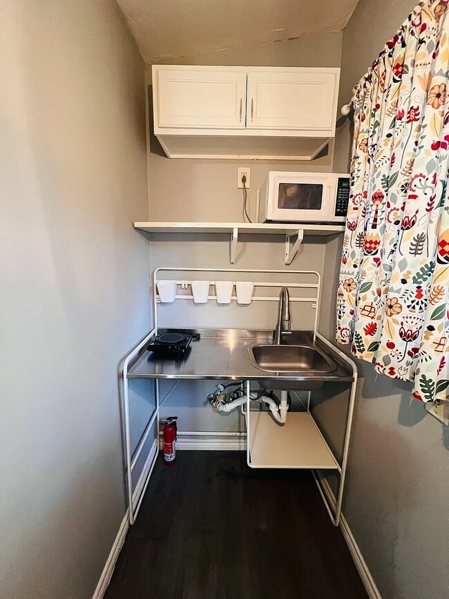 Photo - 3502 Ivandell Ave Unit C