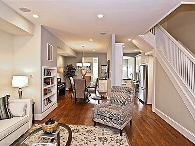 Building Photo - 650 Kenyon St NW Rental