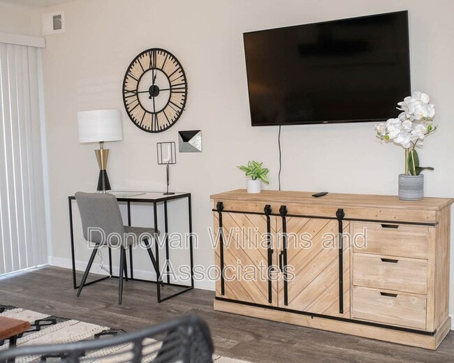 Photo - 2225 Kilborne Dr Unit H