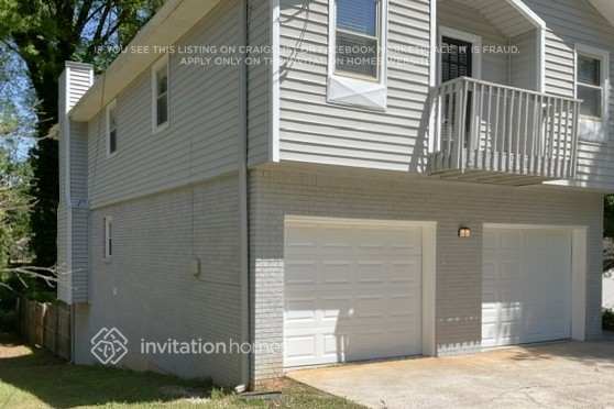 Photo - 6043 Wandering Way NW