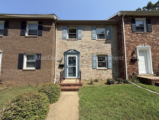 Building Photo - 431 Ridgemore St