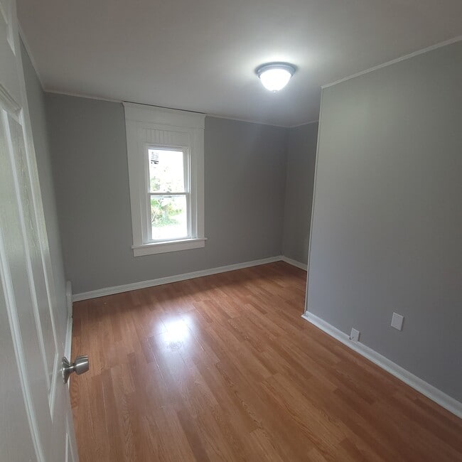 Photo - 1352 Sprague St