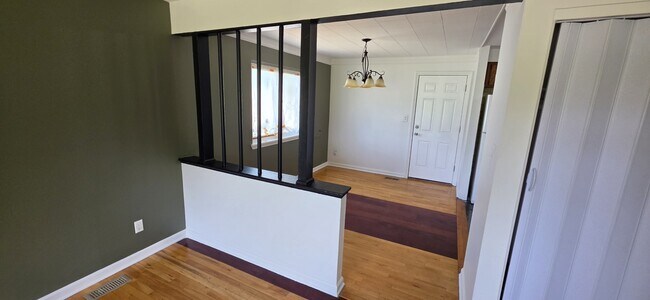 188 Vernon Dr
