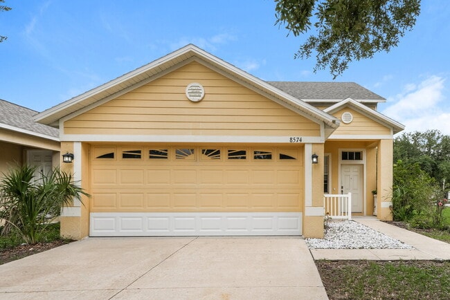 Building Photo - 8574 Deer Chase Dr