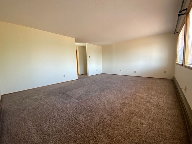 Photo - Move in Special-$500 off 1st Month’s Rent....