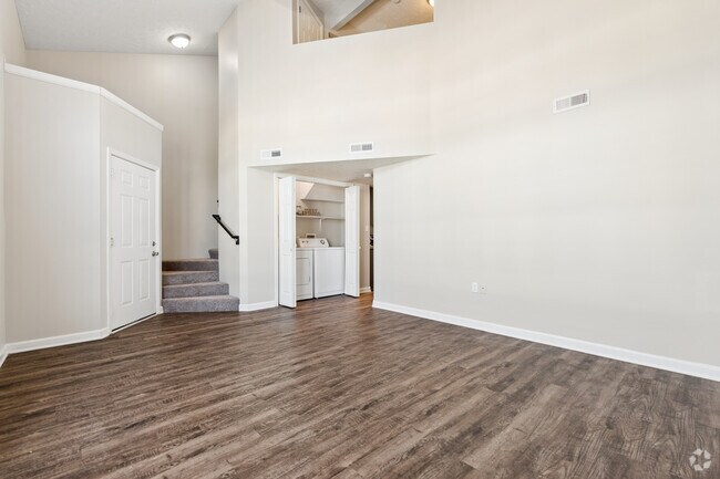 3BR, 2BA - 1,200SF - Living Room