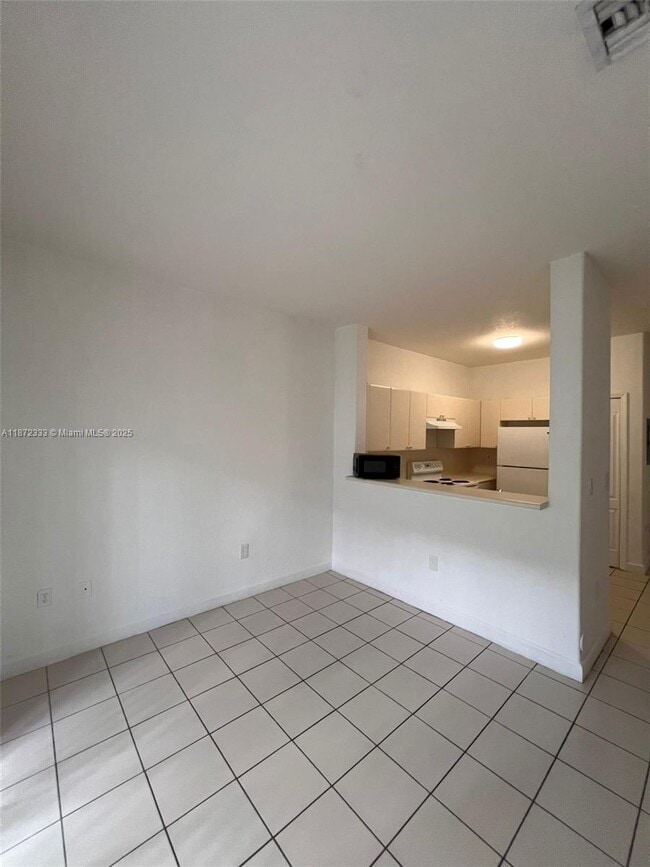 Photo - 1535 SE 26th St Unit 106