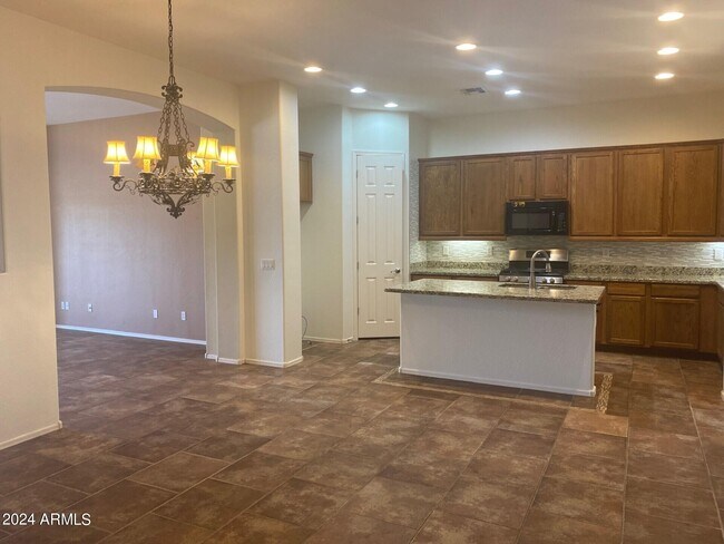 Photo - 16192 W Cocopah St