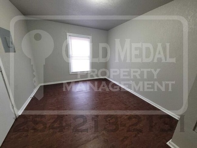 Photo - Cozy 1-Bedroom, 1-Bathroom Fourplex Near F...