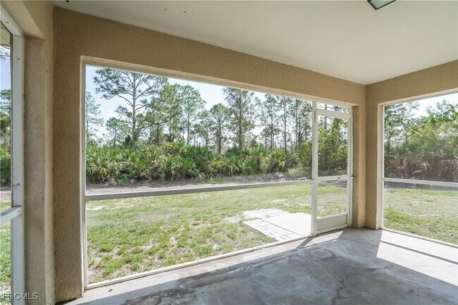 Photo - 769 Gaylord Ave S