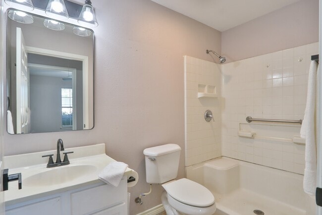 Photo - 4002 Avenue N 1/2