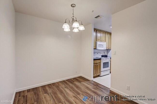 Photo - 2 br, 2 bath Condo - 3173 Wayside Plaza, W...