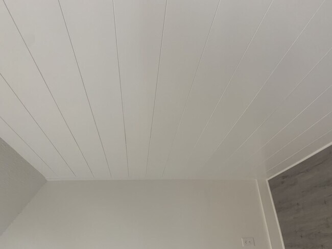 Photo - Pointe Six52