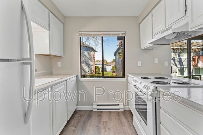 Photo - 5660 SW 180th Ave