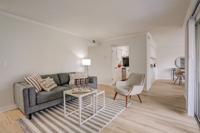 Captiva Club Apartments