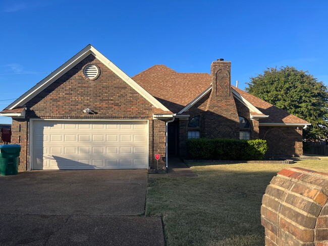 Photo - Mother-In-Law Suite in the back! Cozy Sout...