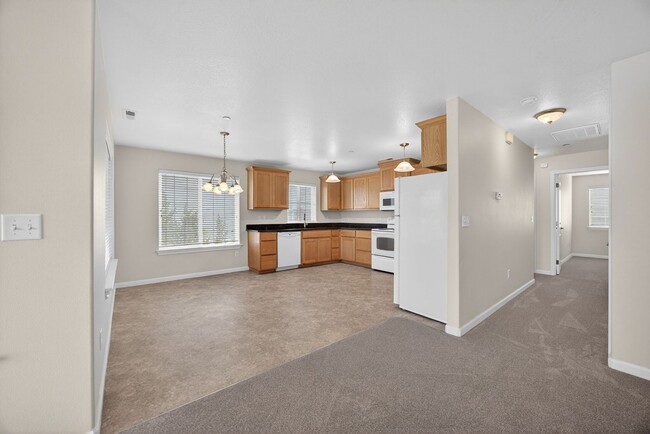 2533 Corona Ave