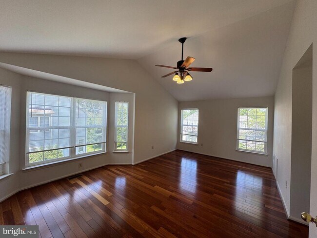 Photo - 1041 Greenes Way Cir