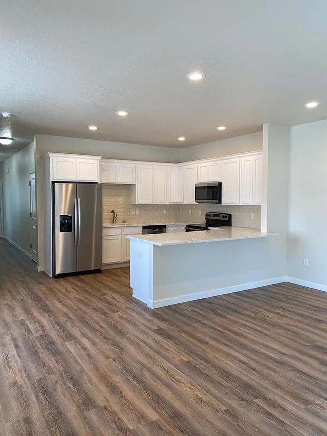 Photo - 2314 Herbert Pl