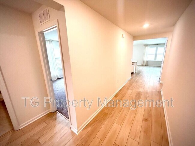 Photo - 1046 Panther Lk Pkwy