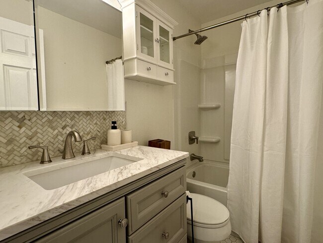 Photo - 1742 W 12th Ave