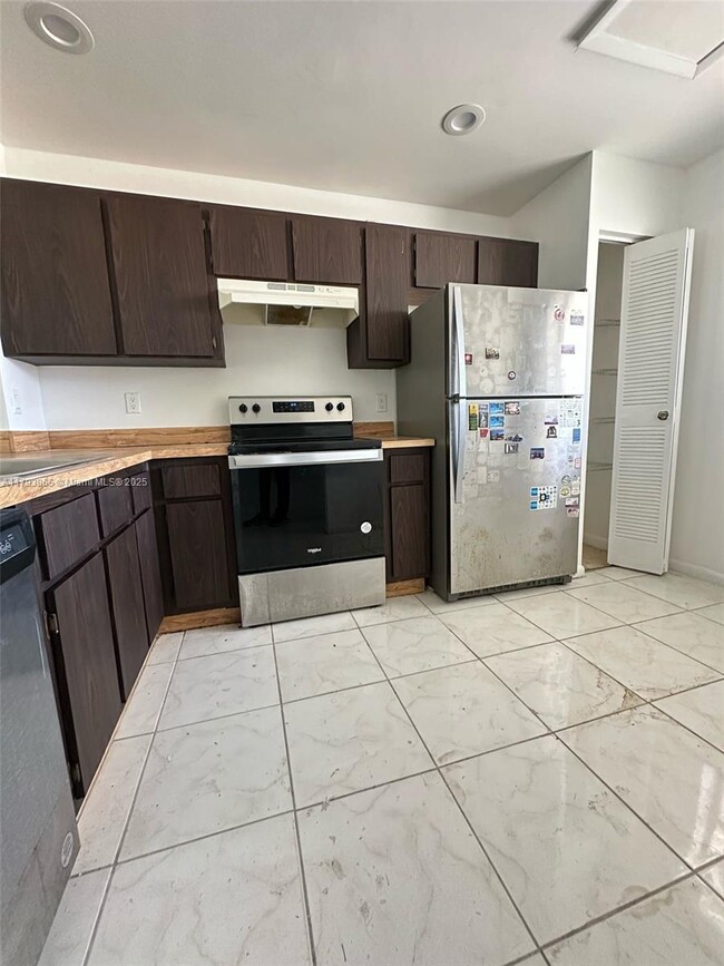 Photo - 861 NE 209th Terrace Condo Unit 24-203