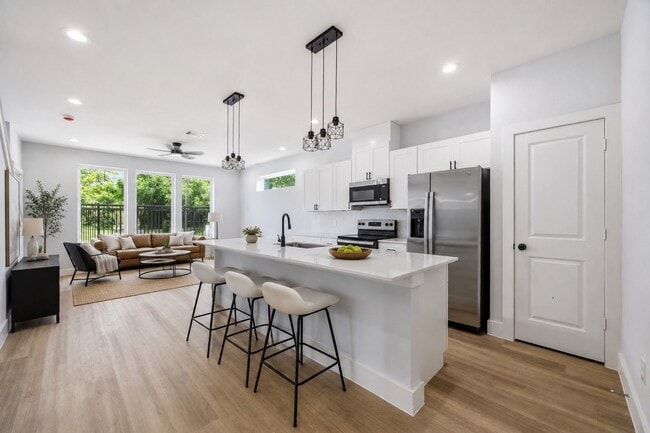 Building Photo - 4138 Larkspur St Unit D