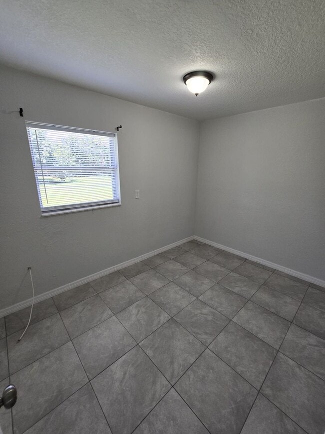Photo - 4003 Ave I