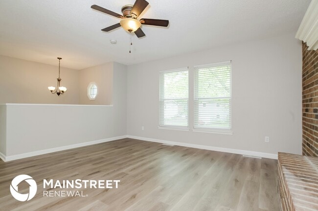 Photo - 114 Nanette St