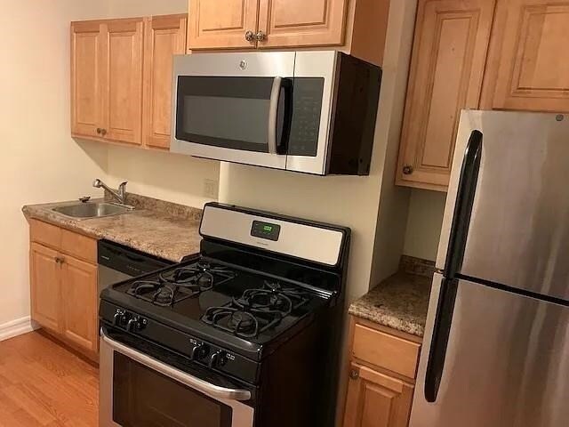 Photo - 363 5th St Unit 2