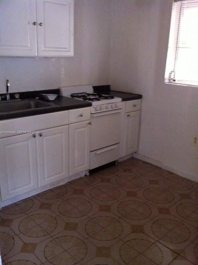 Photo - 246 NW 64th Ct