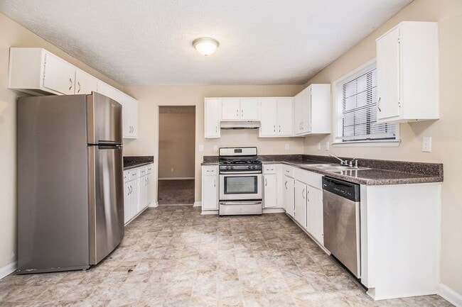 Photo - 4 Bedroom 2.5 Bath Home