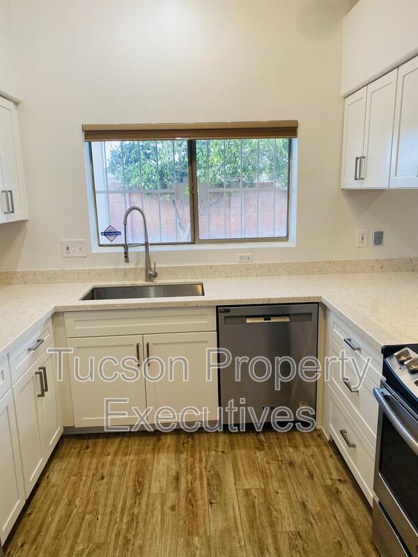 Photo - 9599 N Crestone Dr