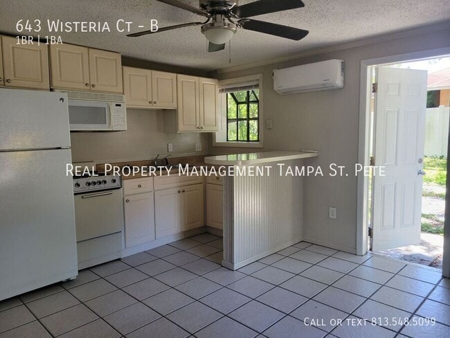 Photo - 643 Wisteria Ct