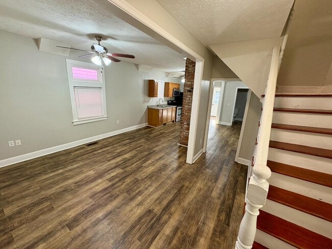 Photo - 609 Jackson St