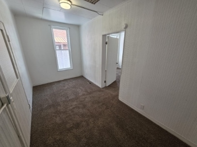 Photo - 171 E Washington St