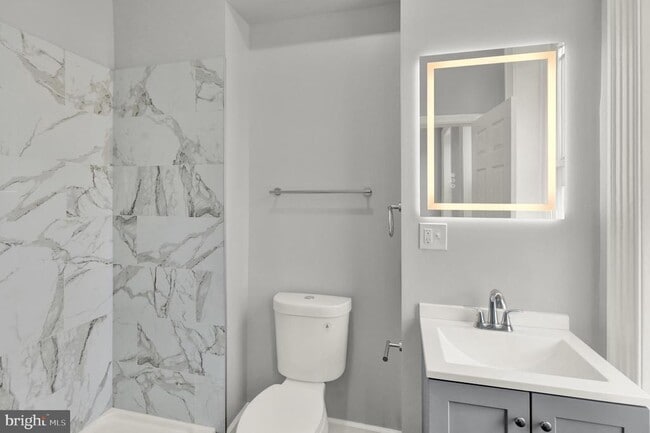 Photo - 1156 Franklin St Unidad 4