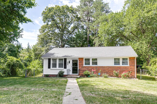 Photo - 5301 Tacoma St