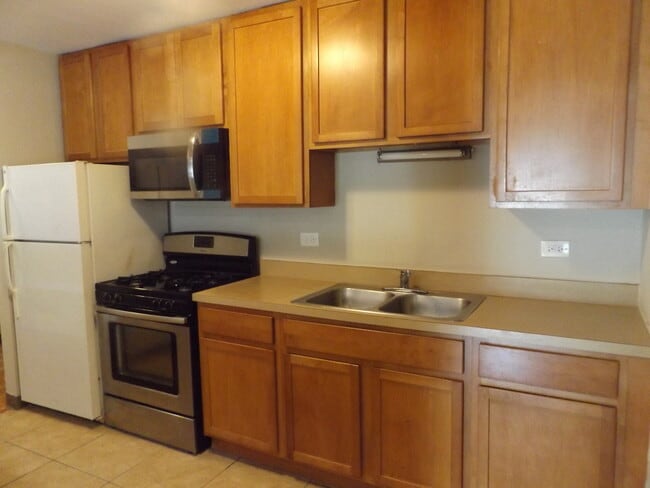 Photo - 710 W Huntington Commons Rd Unit 1A