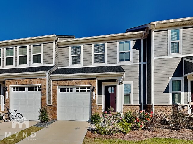 Building Photo - 2203 White Clover Dr Rental