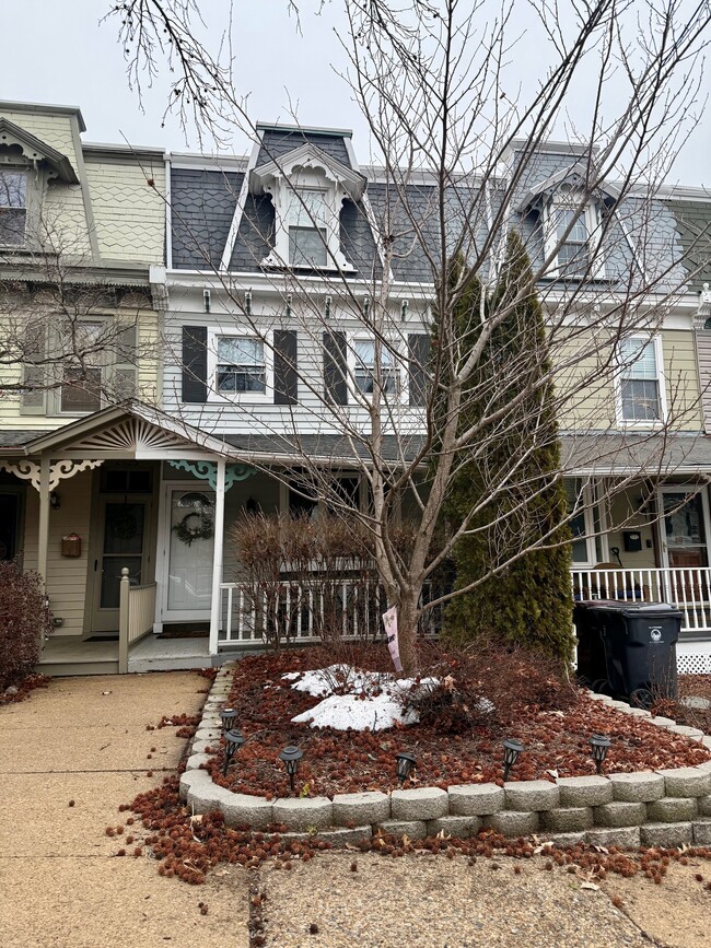 Photo - 2623 W 18th St