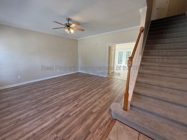 Photo - 1258 Burton Ave