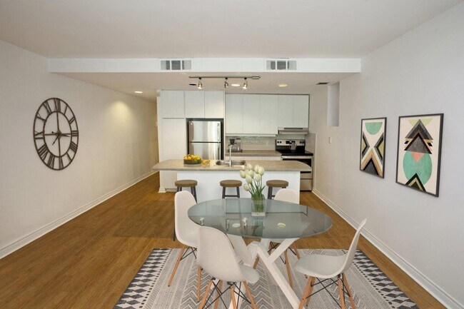 Photo - 80 Beverley Street