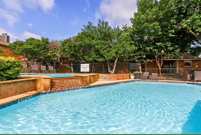 Creekside Village Apartments