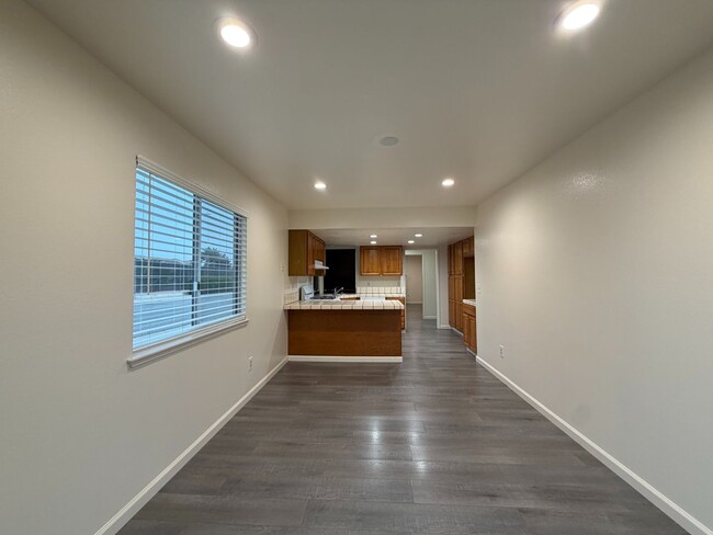 745 Cedar Dr