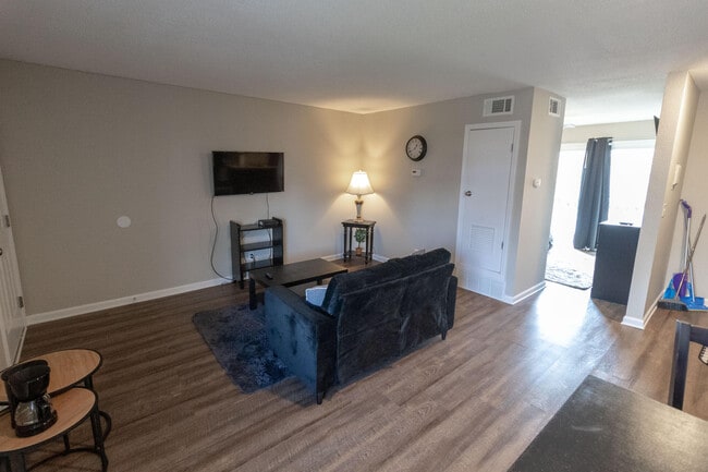 Photo - 105 N Garth Ave Unit 54