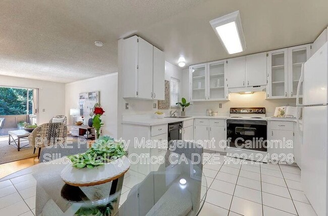 Photo - 2450 W Bayshore Rd Unit 3