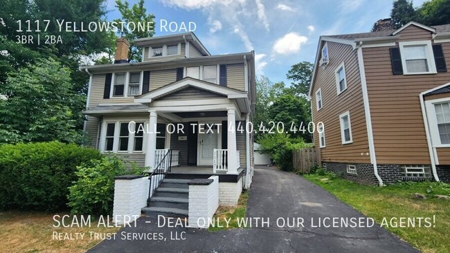 Charming 3 bed 2 bath colonial home! - Charming 3 bed 2 bath colonial home!