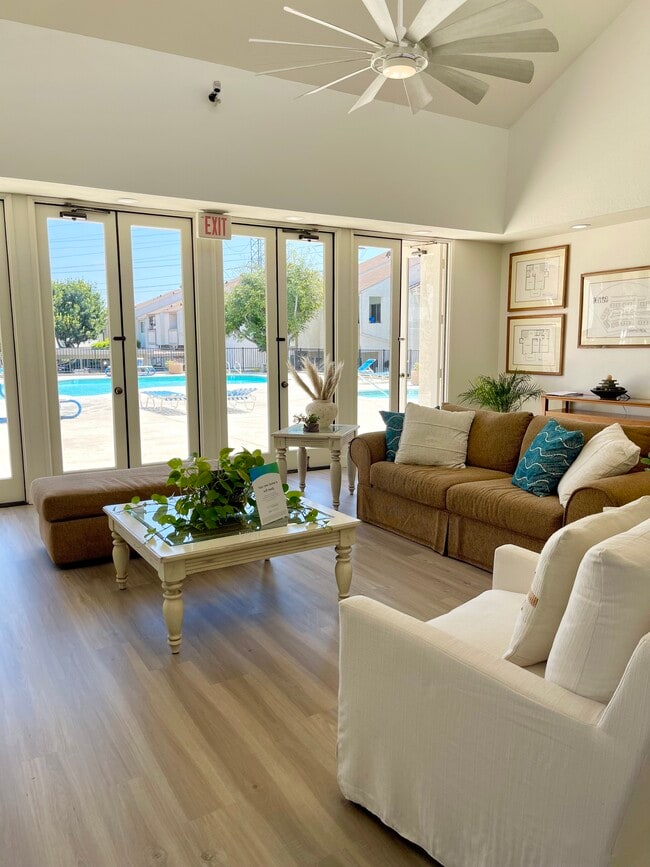 Building Photo - Camino Colony Rental