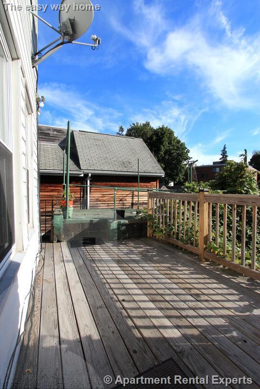 Photo - 569 Main St Unit #1